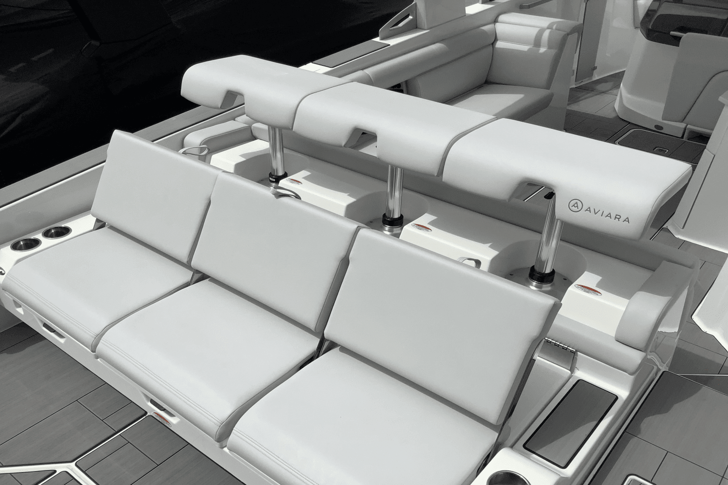 2025 Aviara AV32 Image Thumbnail #9