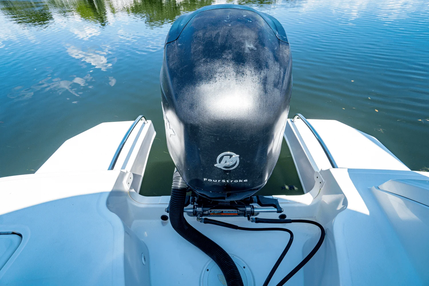 2014 Sea Ray 240 SUNDECK OUTBOARD Image Thumbnail #26