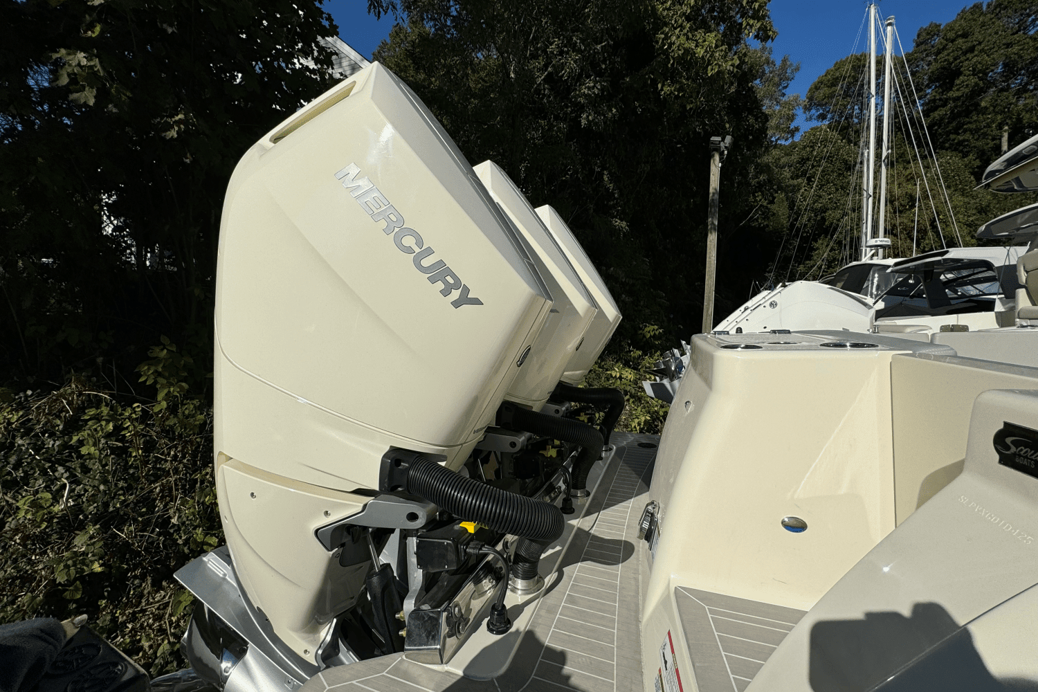 2025 Scout 357 LXF Image Thumbnail #2