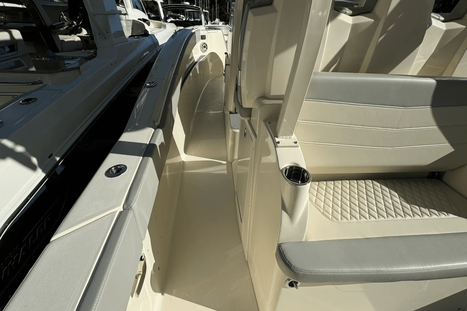 2025 Scout 357 LXF Image Thumbnail #35