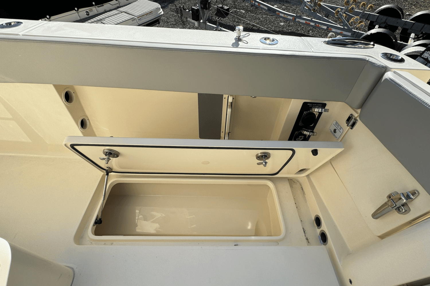 2025 Scout 357 LXF Image Thumbnail #15