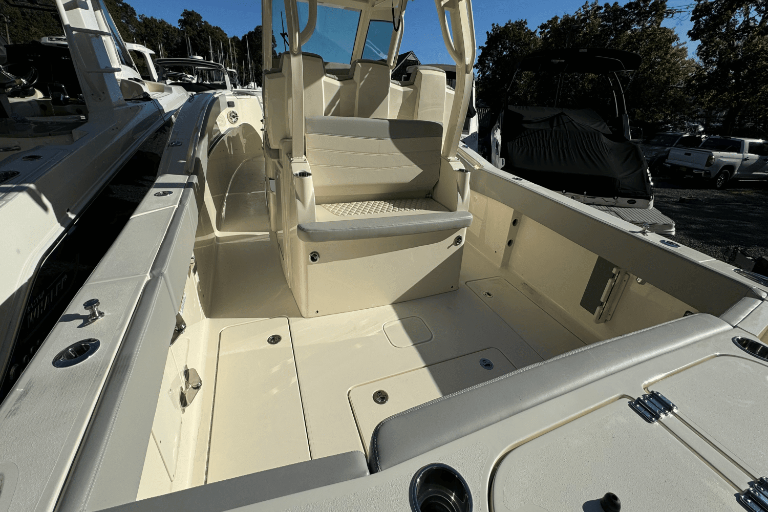 2025 Scout 357 LXF Image Thumbnail #5