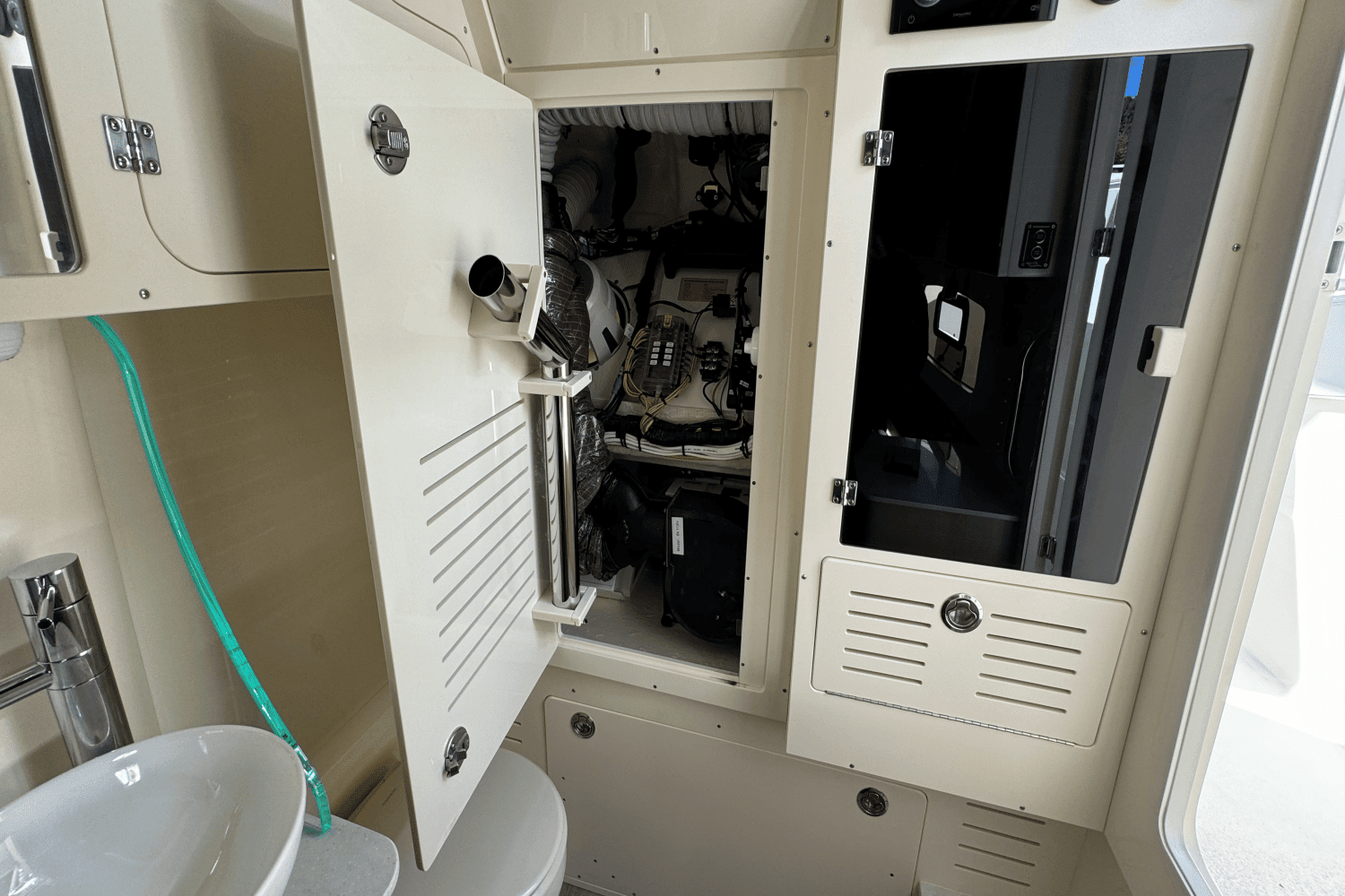 2025 Scout 357 LXF Image Thumbnail #66