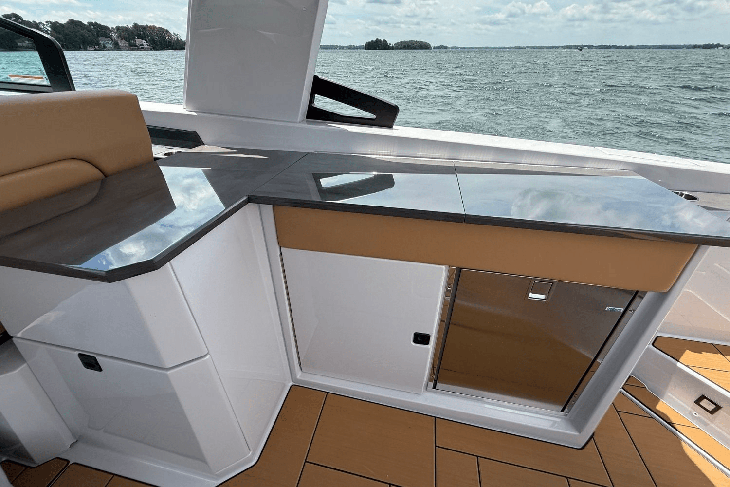 2024 Aviara AV36 Image Thumbnail #17
