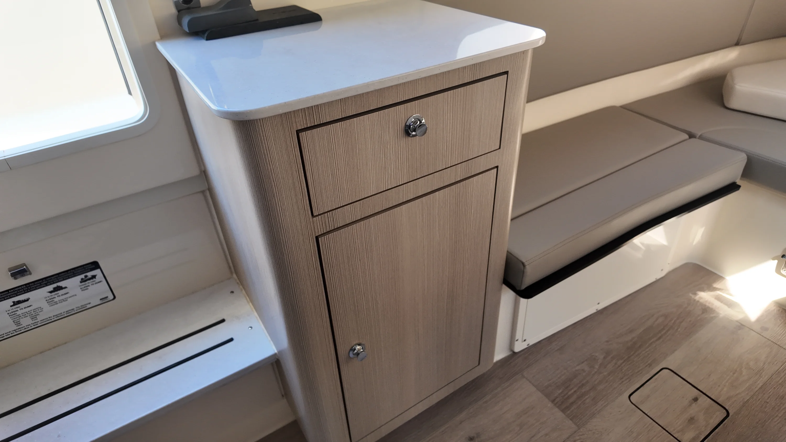 2025 Scout 357 LXF Image Thumbnail #40