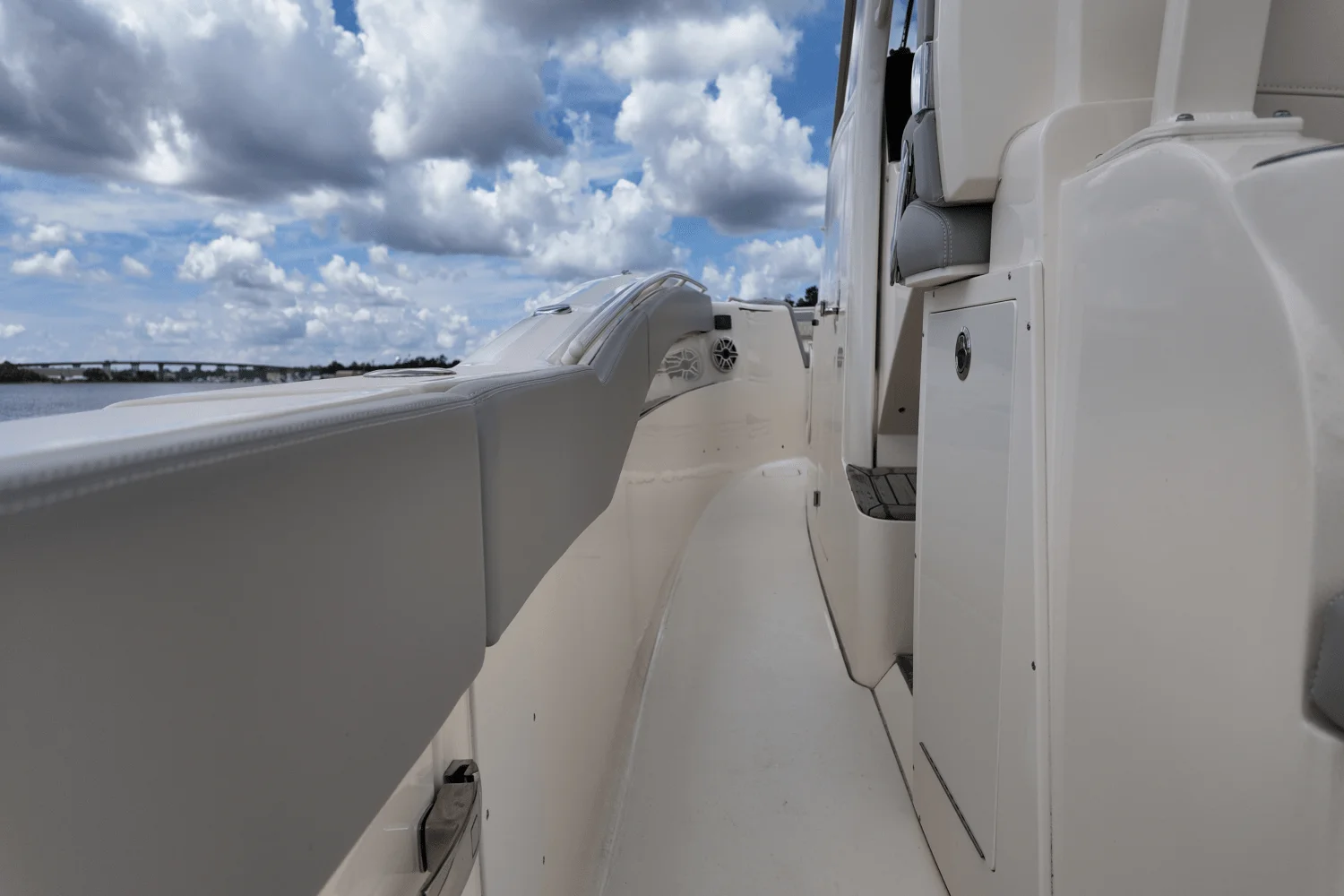 2025 Scout 357 LXF Image Thumbnail #5