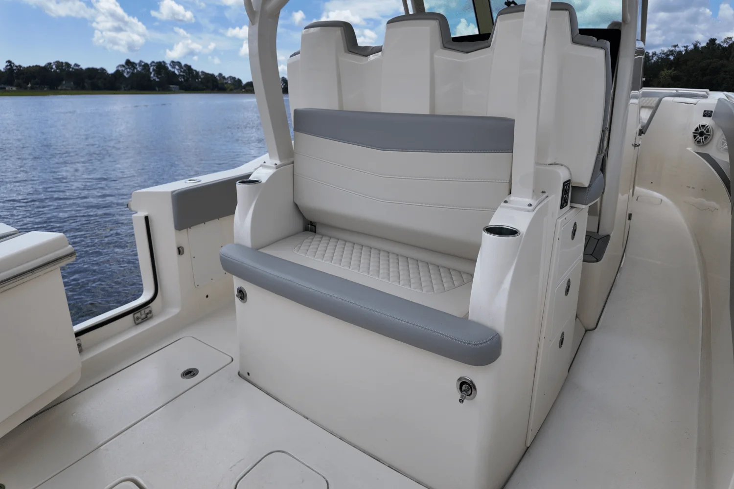 2025 Scout 357 LXF Image Thumbnail #7