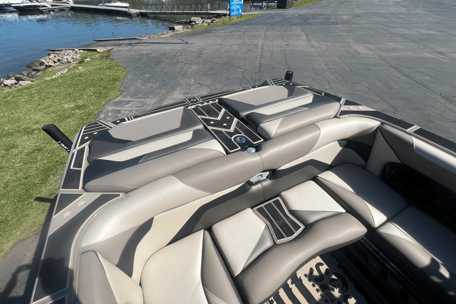 2023 Centurion RI265 Image Thumbnail #11