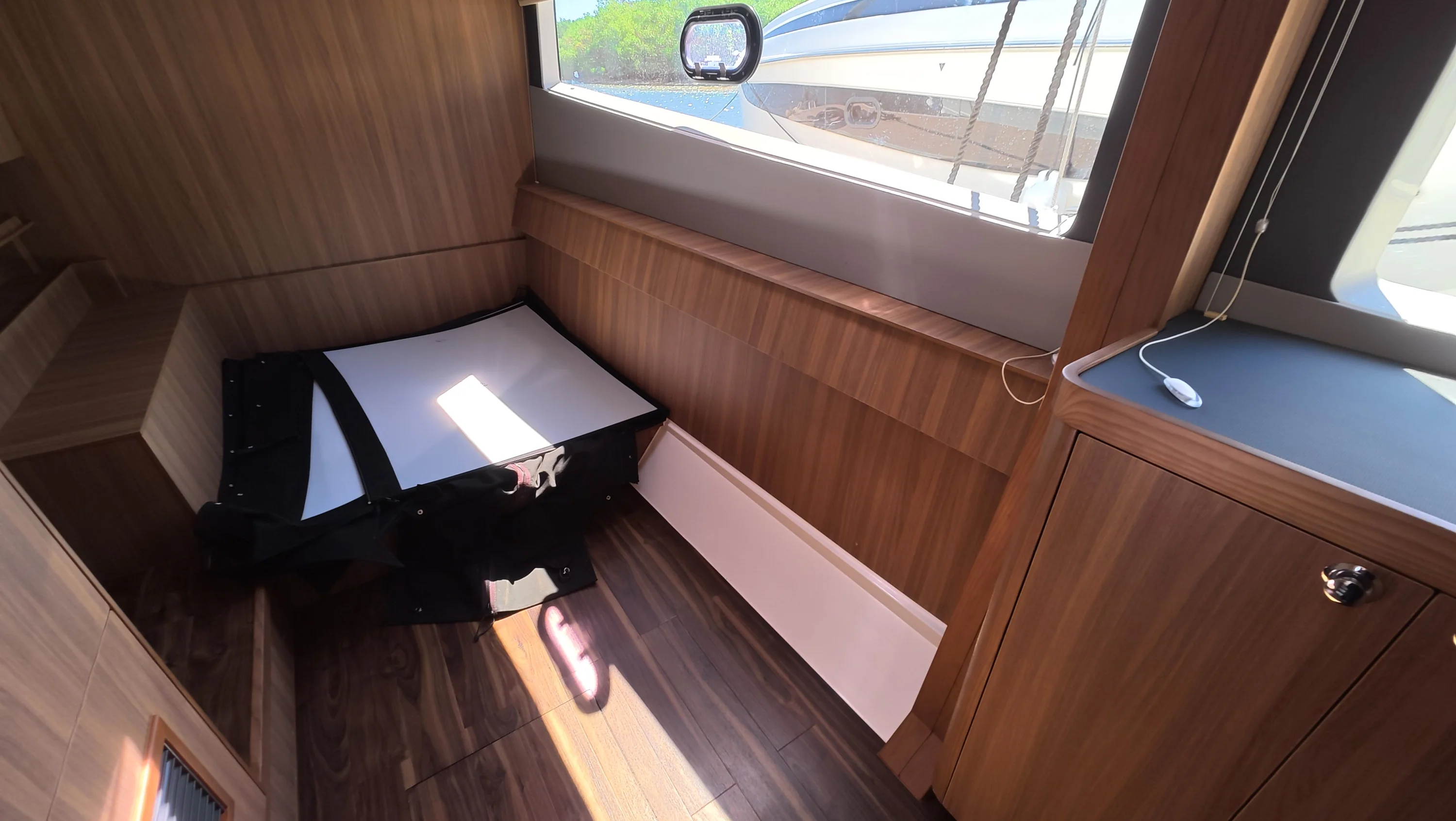 2025 Aquila 42 Yacht Image Thumbnail #40