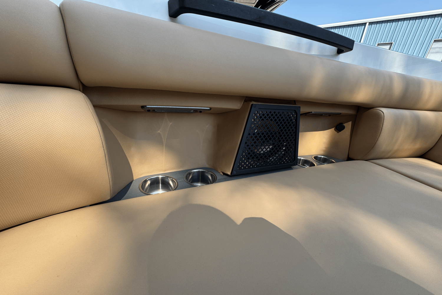 2024 Aviara AV36 Outboard Image Thumbnail #9