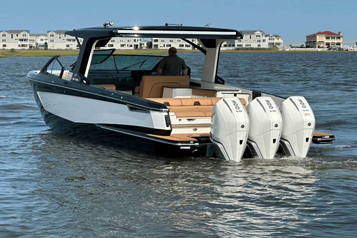 2024 Aviara AV36 Outboard Image Thumbnail #23