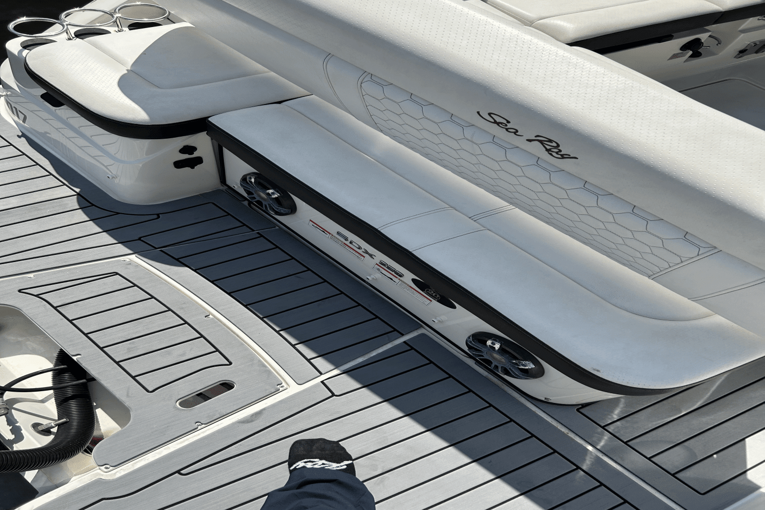 2019 Sea Ray 250 SDX OUTBOARD Image Thumbnail #13