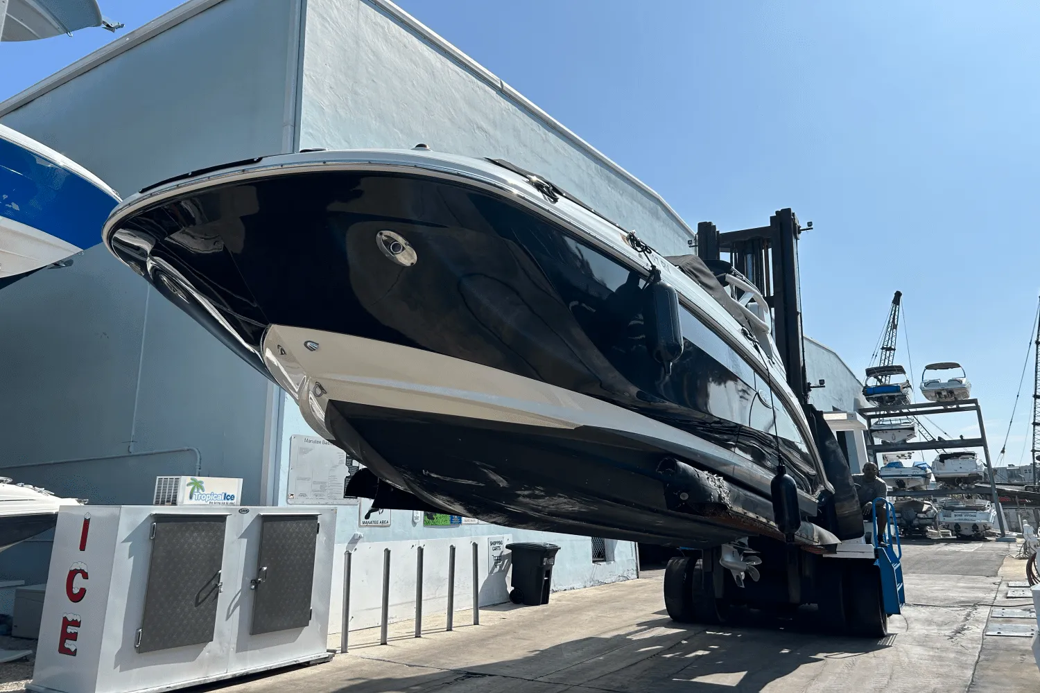 2019 Sea Ray 250 SDX OUTBOARD Image Thumbnail #0