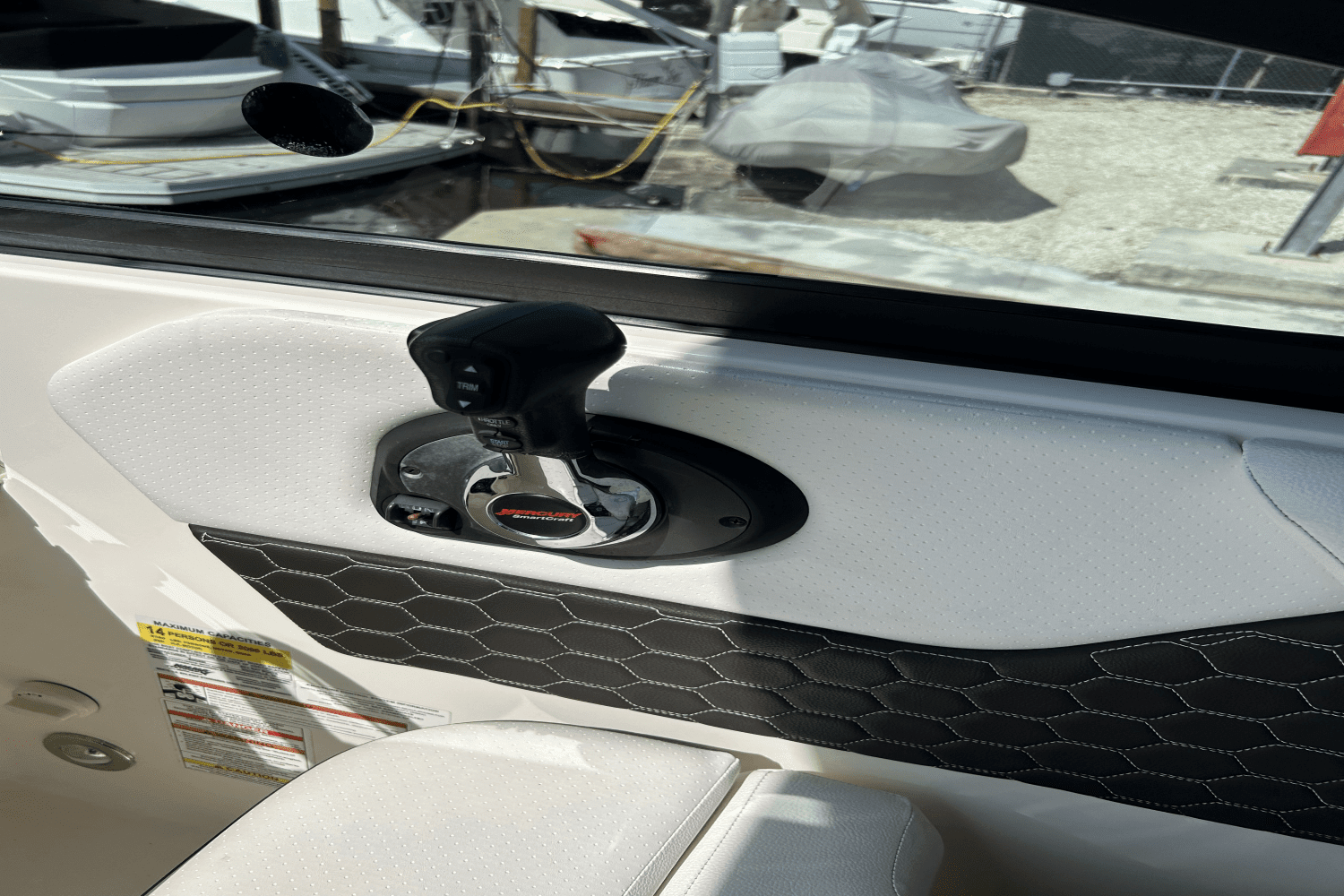 2019 Sea Ray 250 SDX OUTBOARD Image Thumbnail #28