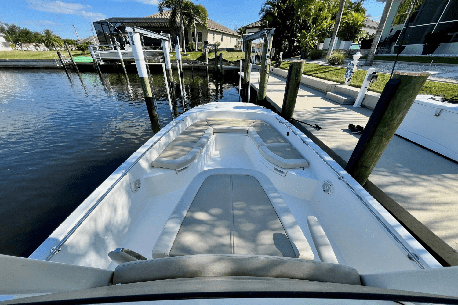 2021 Boston Whaler 270 DAUNTLESS Image Thumbnail #14