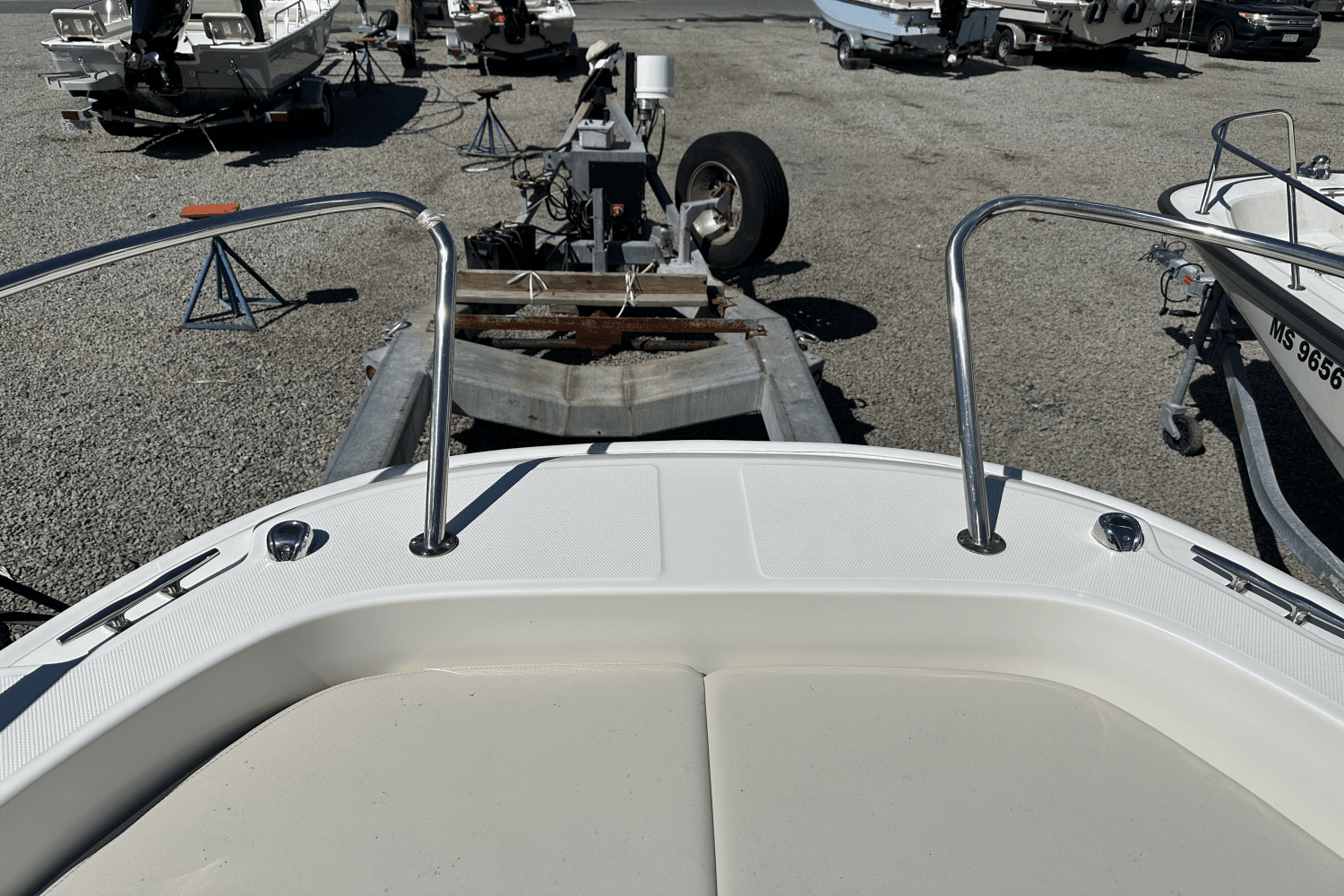 2020 Boston Whaler 210 DAUNTLESS Image Thumbnail #14