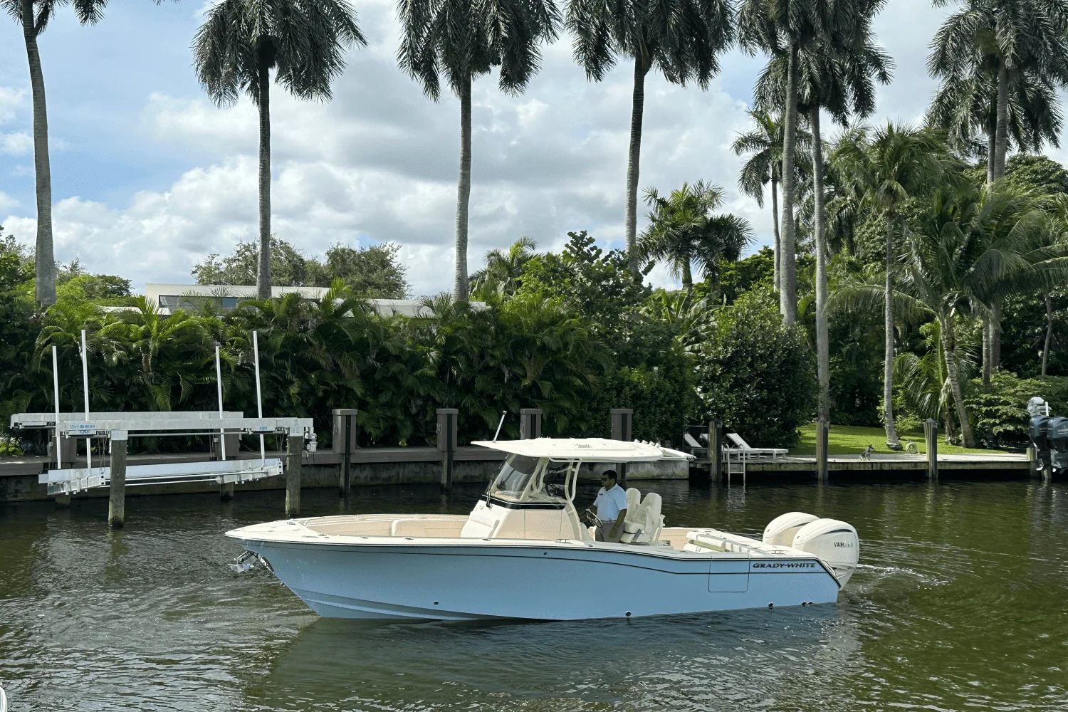 Thumbnail 4 for 2025 Grady-White Canyon 271