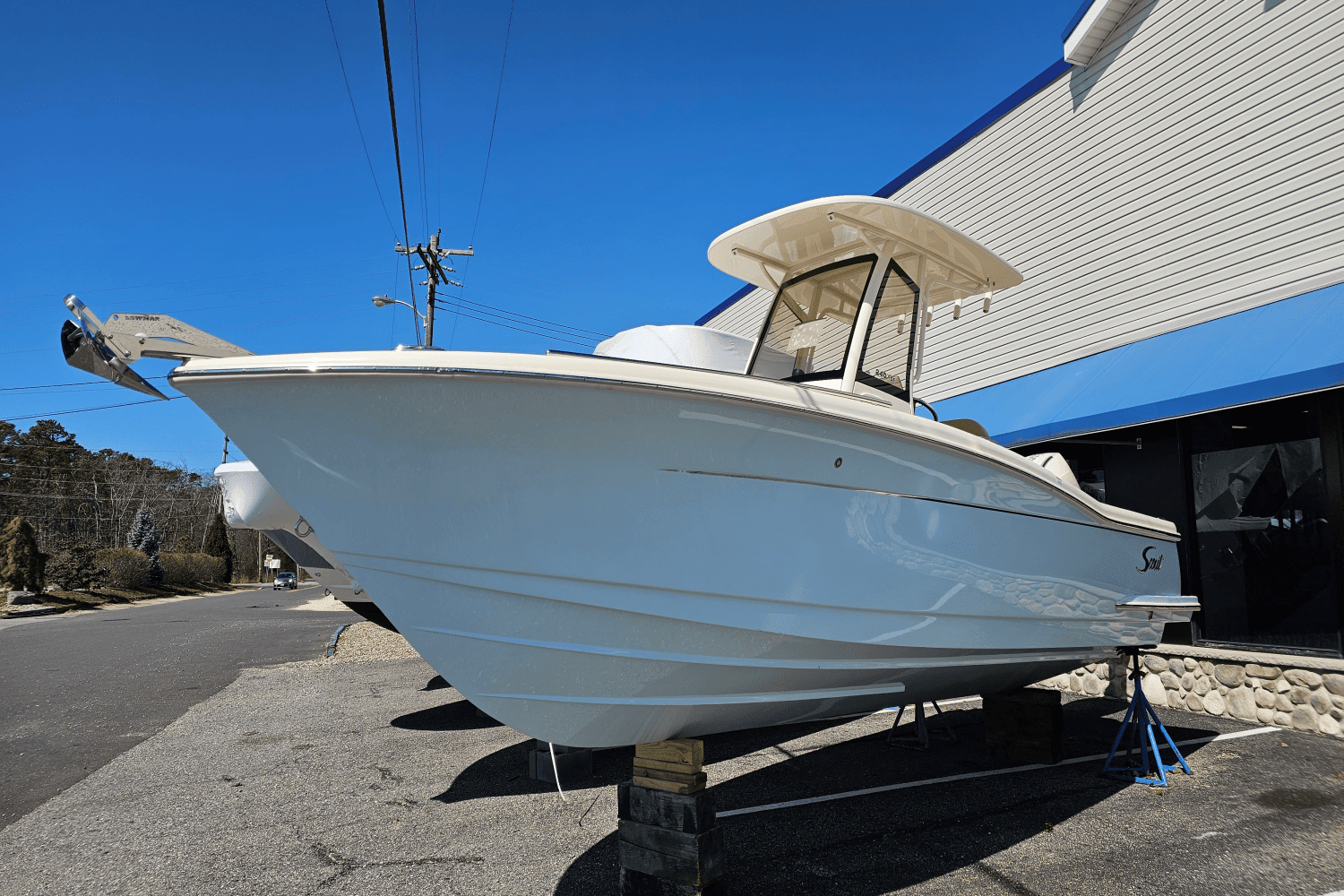 2025 Scout 240 XSF Image Thumbnail #1