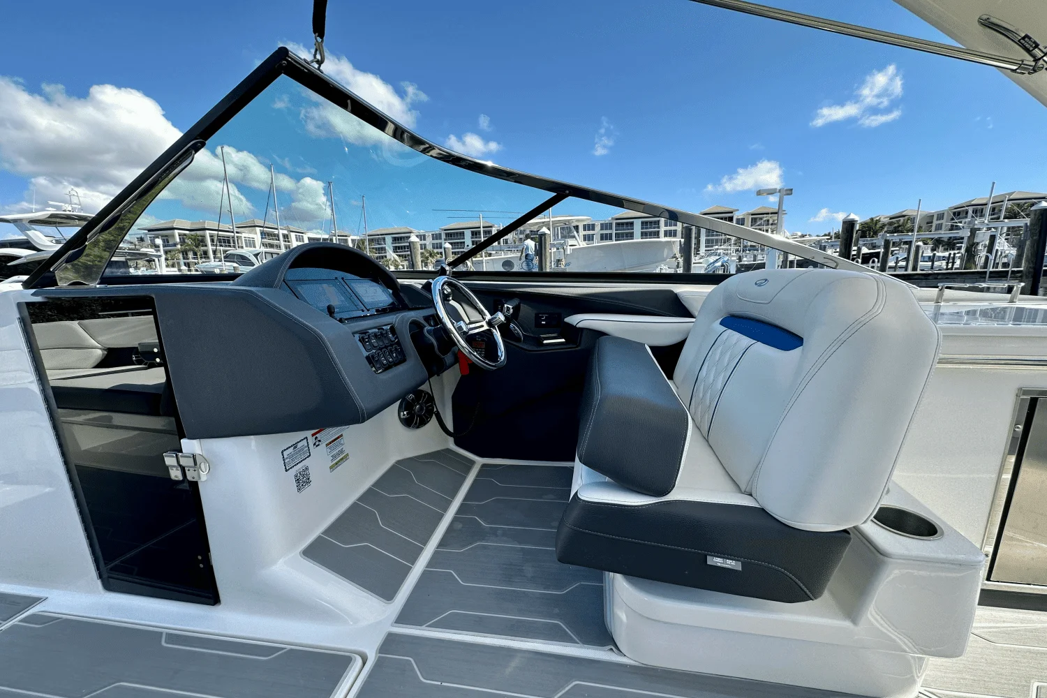 2022 Regal 29 OBX Image Thumbnail #9