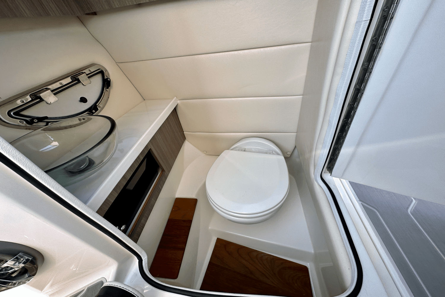 2022 Regal 29 OBX Image Thumbnail #15