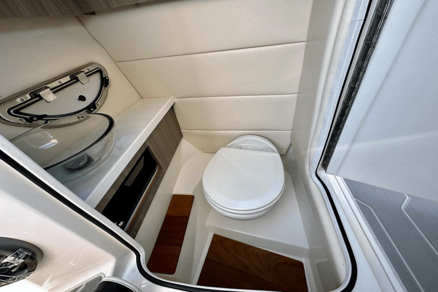 2022 Regal 29 OBX Image Thumbnail #15