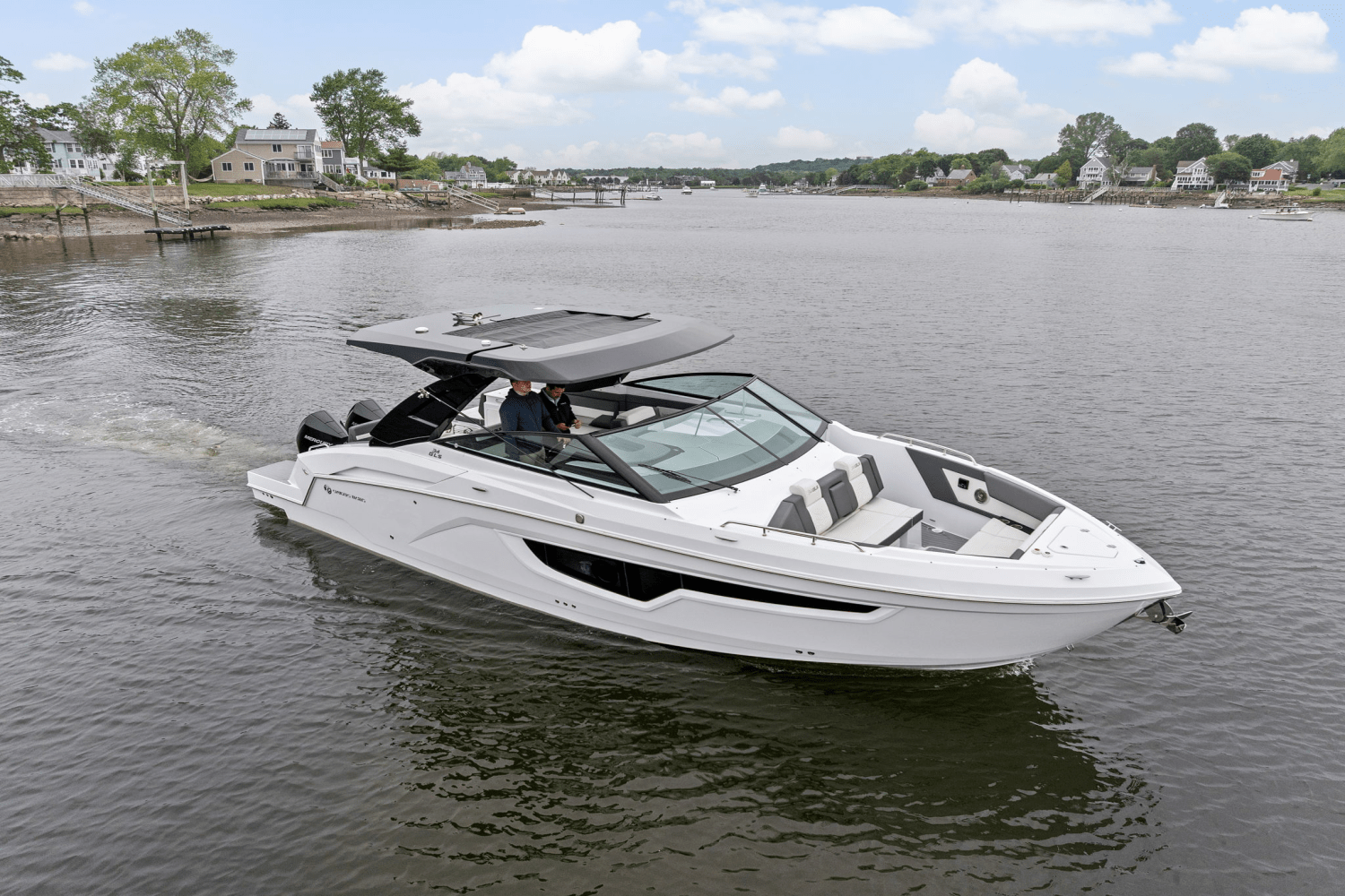 2022 Cruisers Yachts 34 GLS Outboard Image Thumbnail #45
