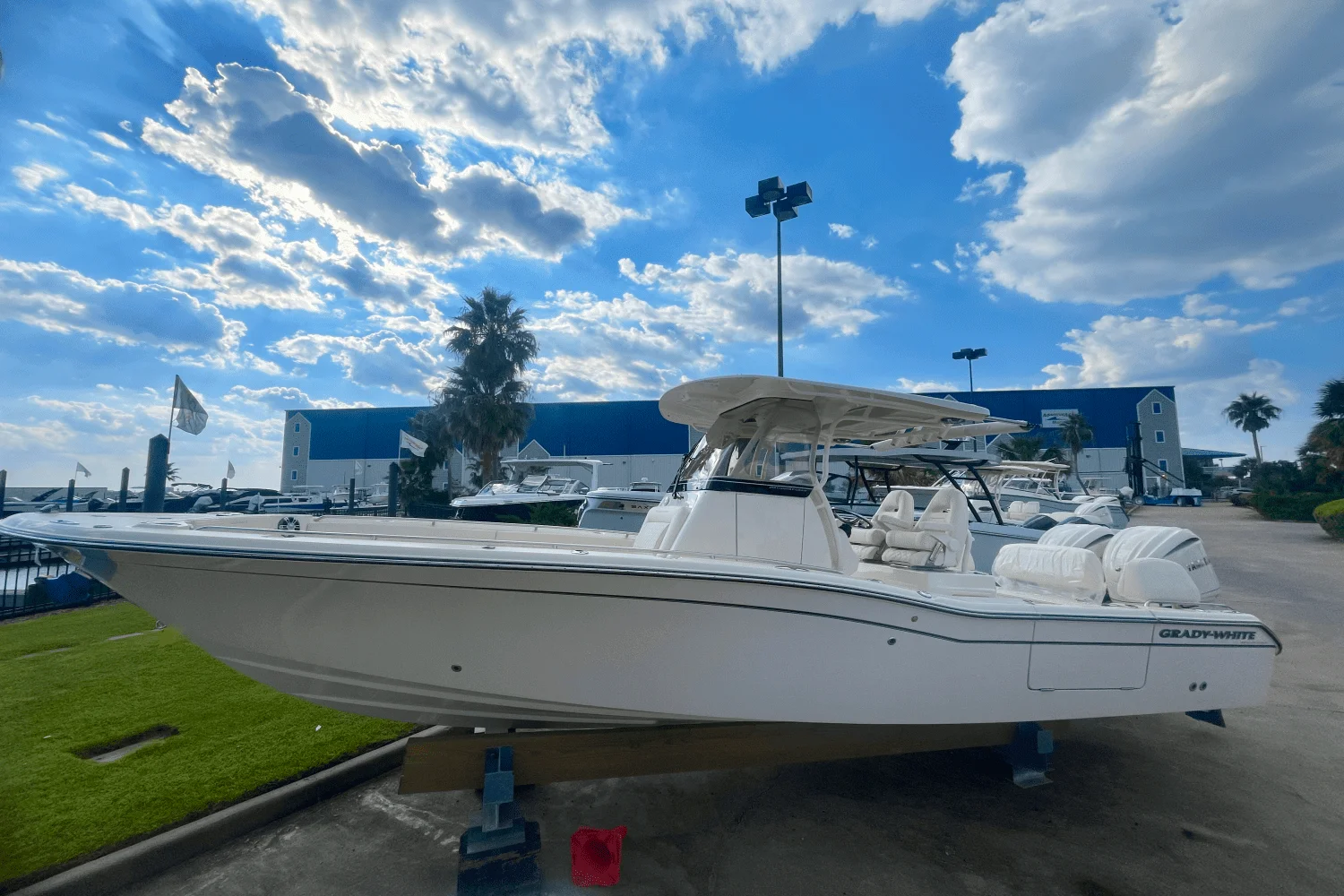 2025 Grady-White 281 CE Image Thumbnail #0