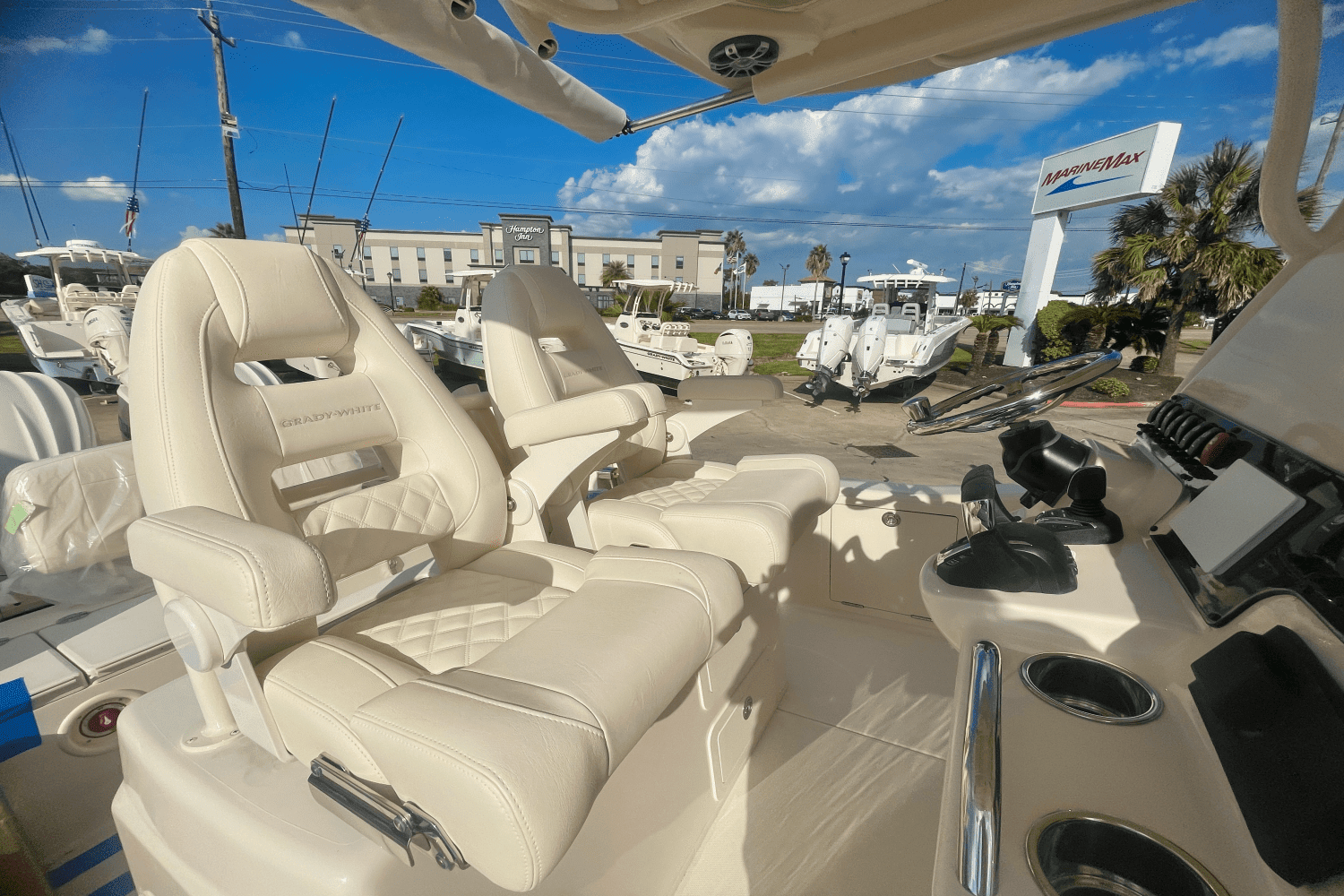 2025 Grady-White 281 CE Image Thumbnail #13