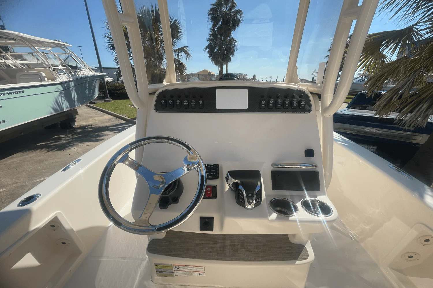 2025 Grady-White 251 CE Image Thumbnail #8