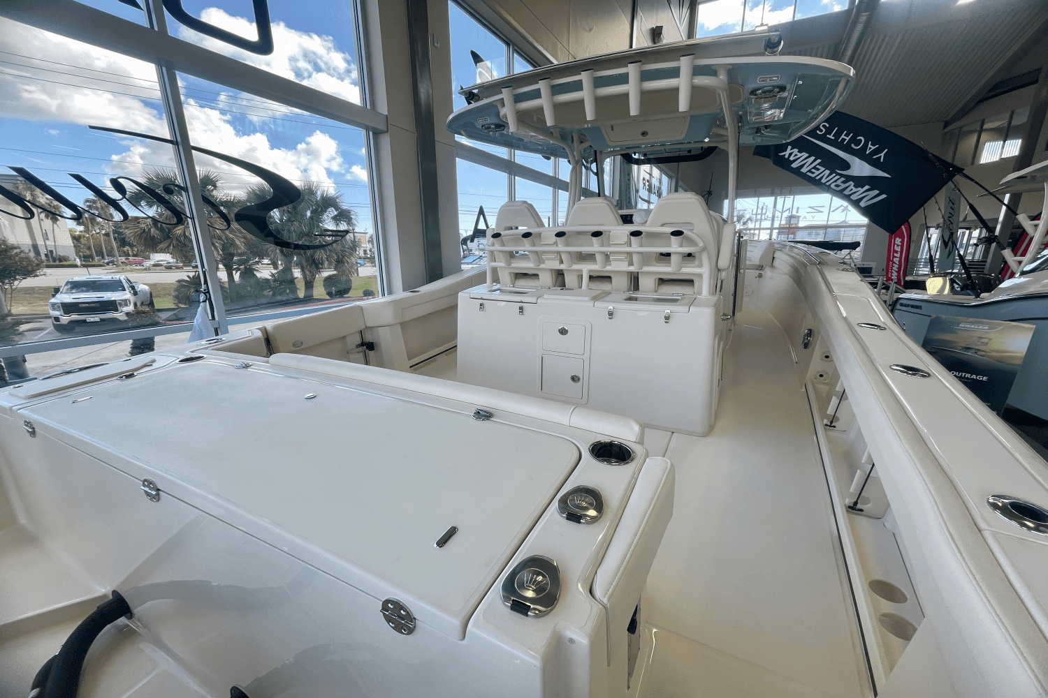 2025 Grady-White Canyon 336 Image Thumbnail #15