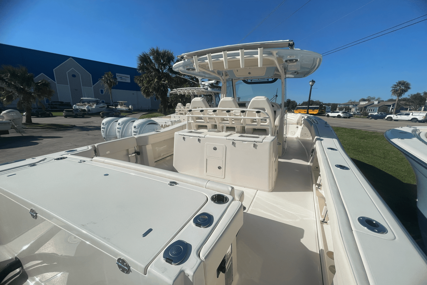 2025 Grady-White Canyon 336 Image Thumbnail #14