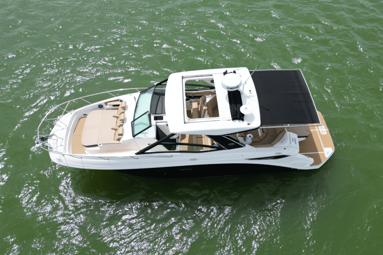 2023 Sea Ray 320 SUNDANCER Image Thumbnail #6