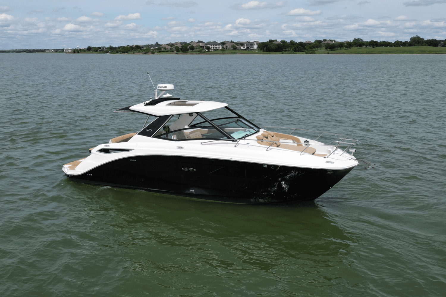 2023 Sea Ray 320 SUNDANCER Image Thumbnail #1