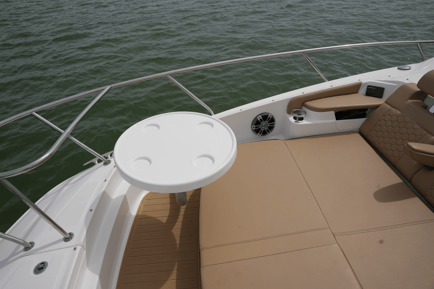 2023 Sea Ray 320 SUNDANCER Image Thumbnail #34