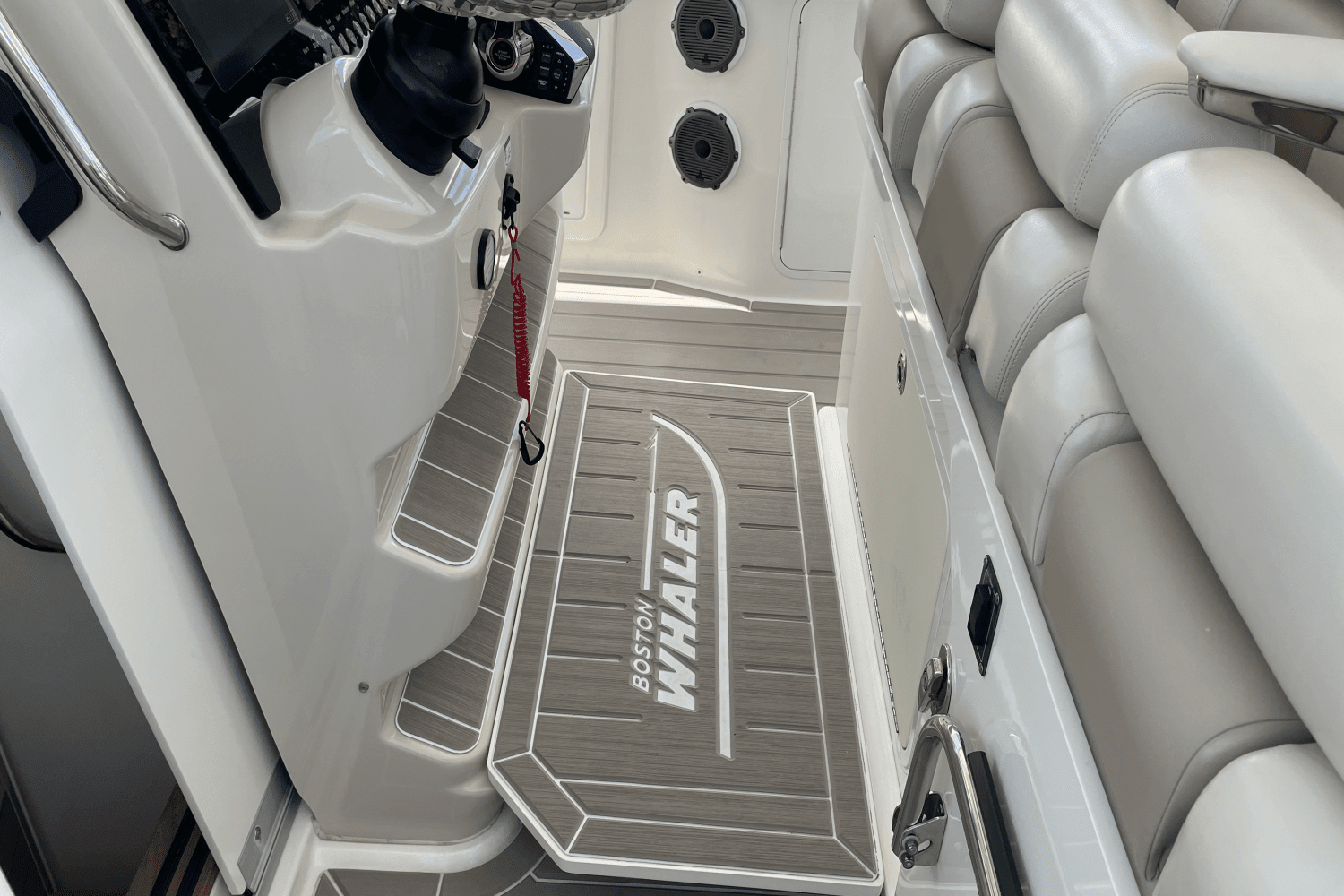 2019 Boston Whaler 380 Outrage Image Thumbnail #21