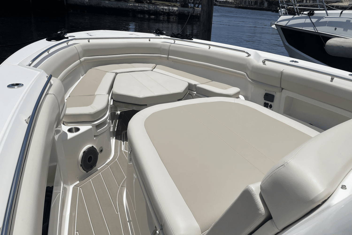 2019 Boston Whaler 380 Outrage Image Thumbnail #29