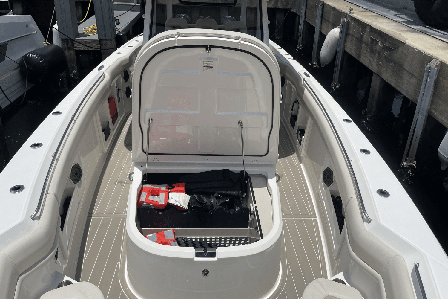 2019 Boston Whaler 380 Outrage Image Thumbnail #31