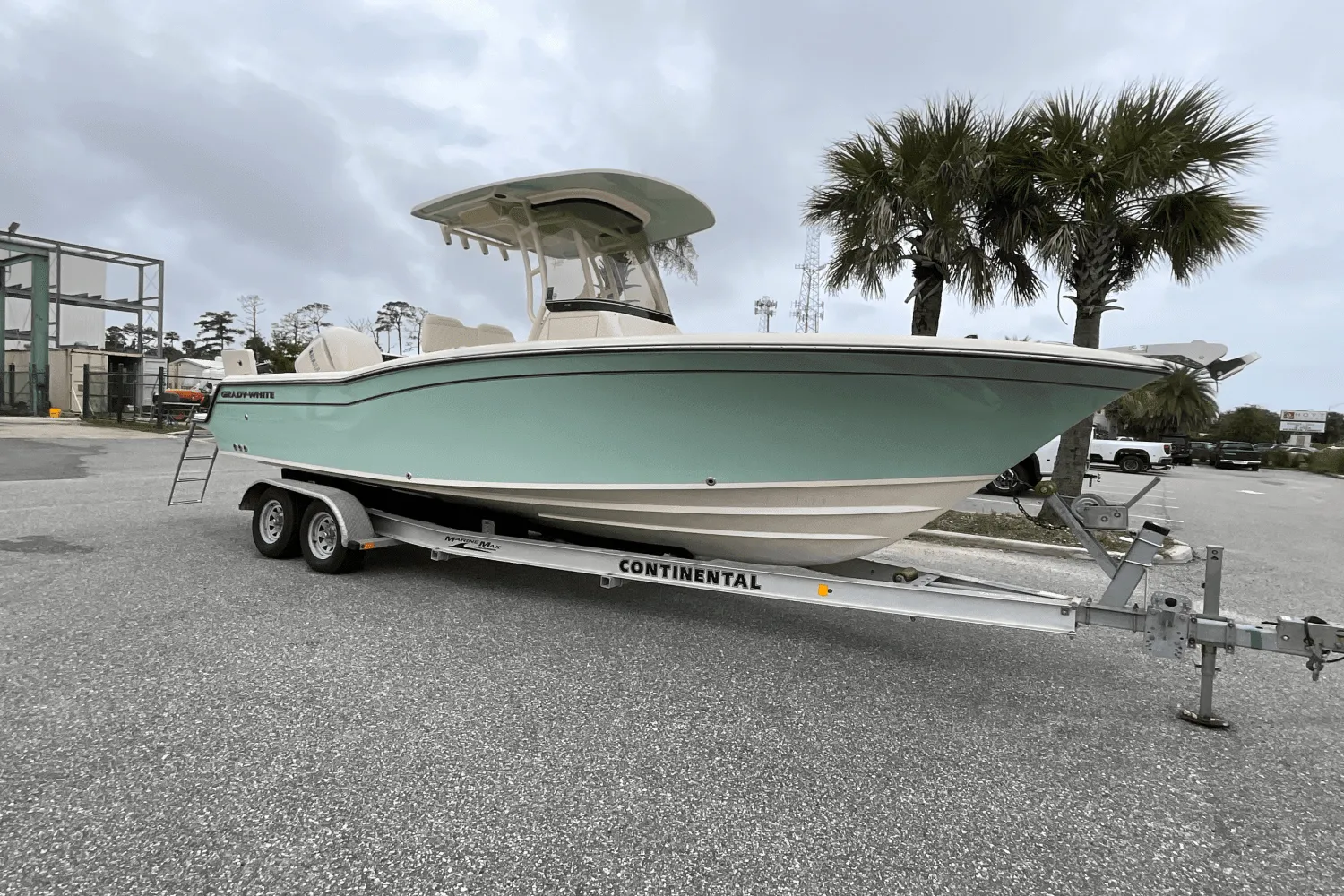 2025 Grady-White Fisherman 236