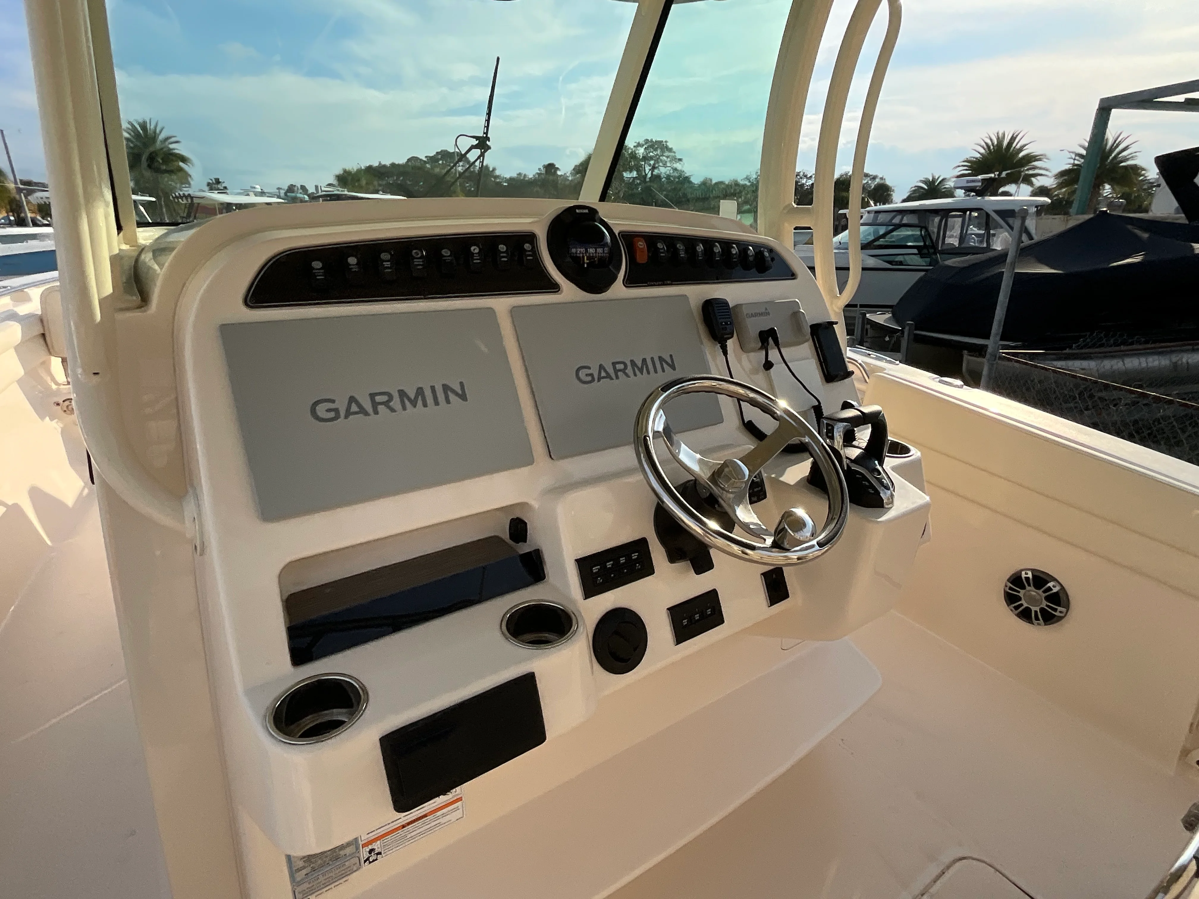 2025 Grady-White Canyon 336 Image Thumbnail #25