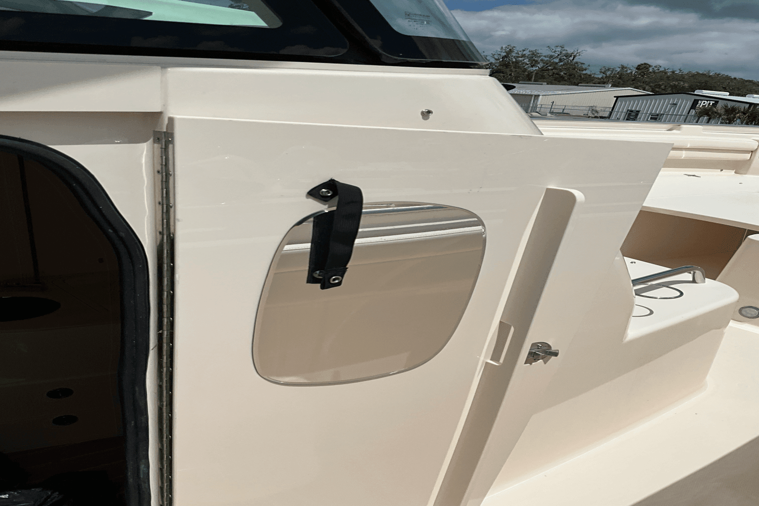 2025 Grady-White Canyon 336 Image Thumbnail #42