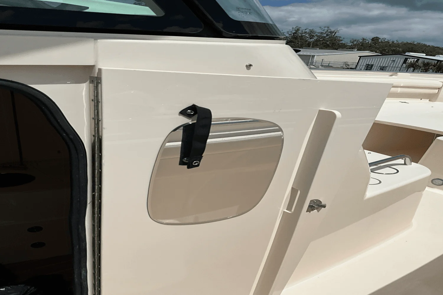 2025 Grady-White Canyon 336 Image Thumbnail #41