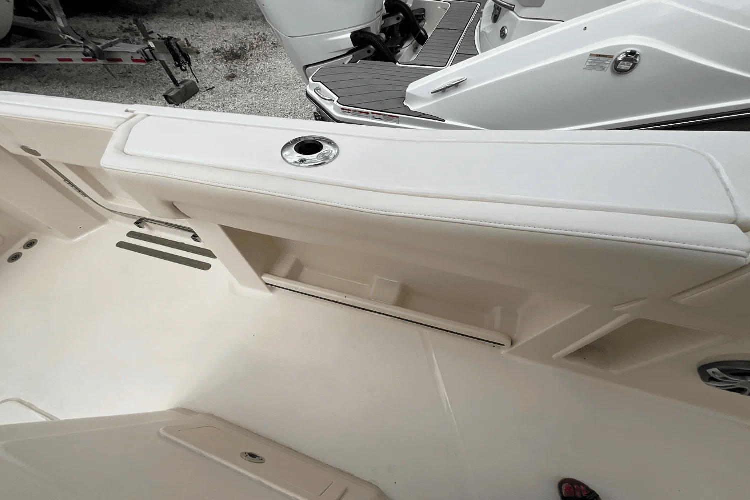 2025 Grady-White Canyon 336 Image Thumbnail #38