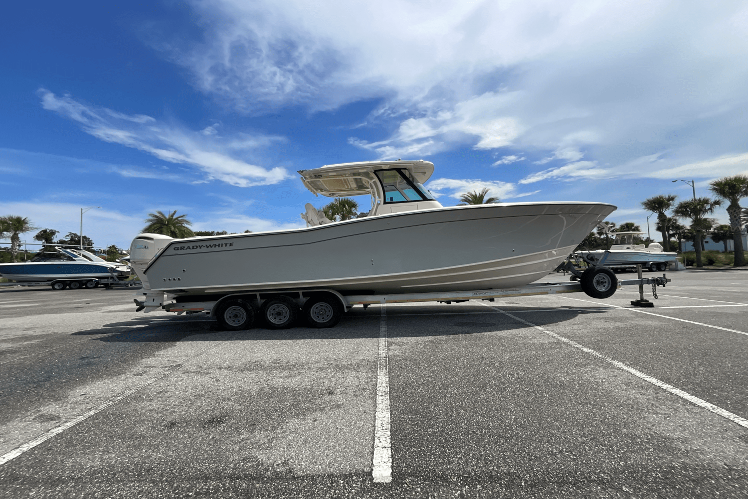 2025 Grady-White Canyon 336 Image Thumbnail #11