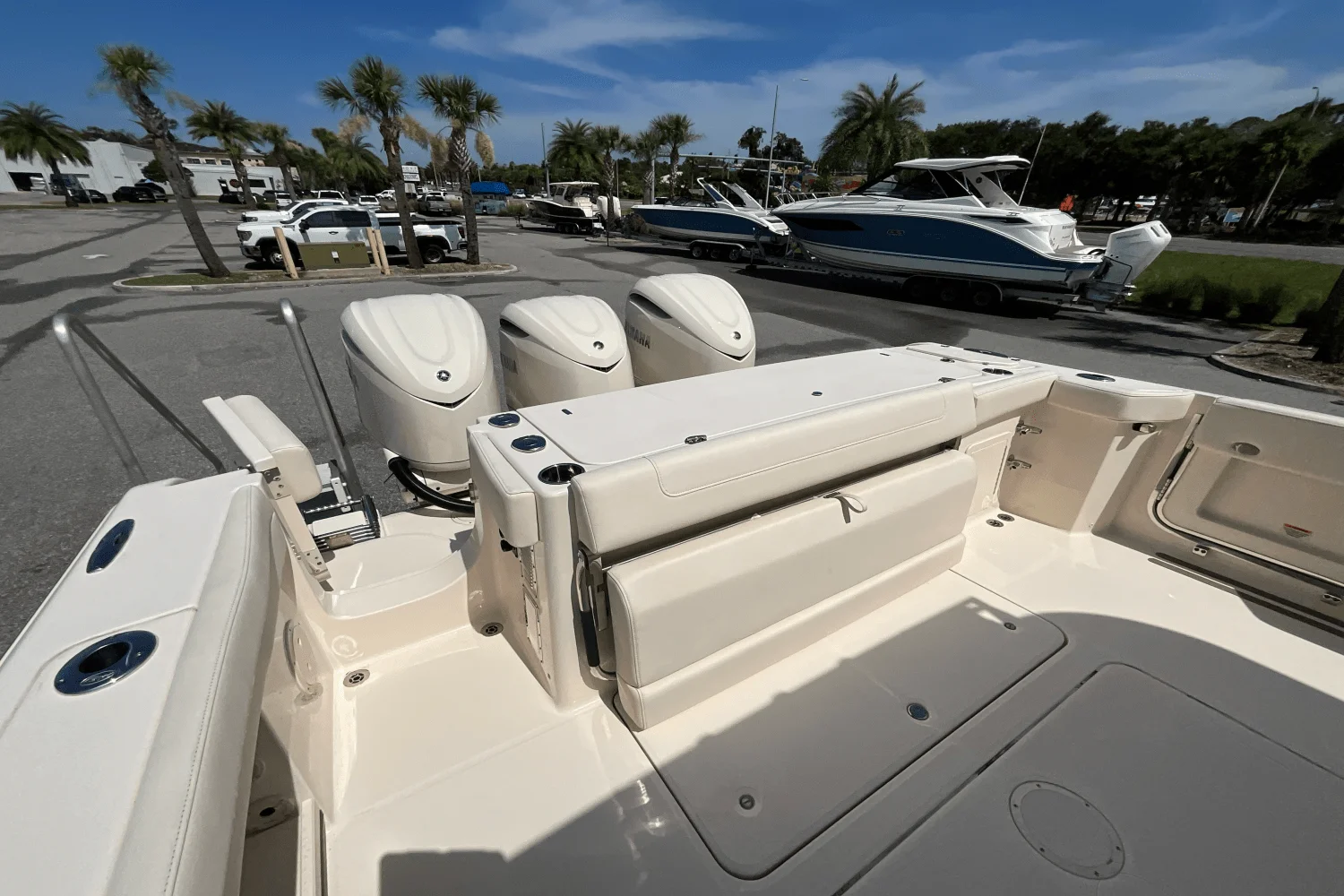 2025 Grady-White Canyon 336 Image Thumbnail #31