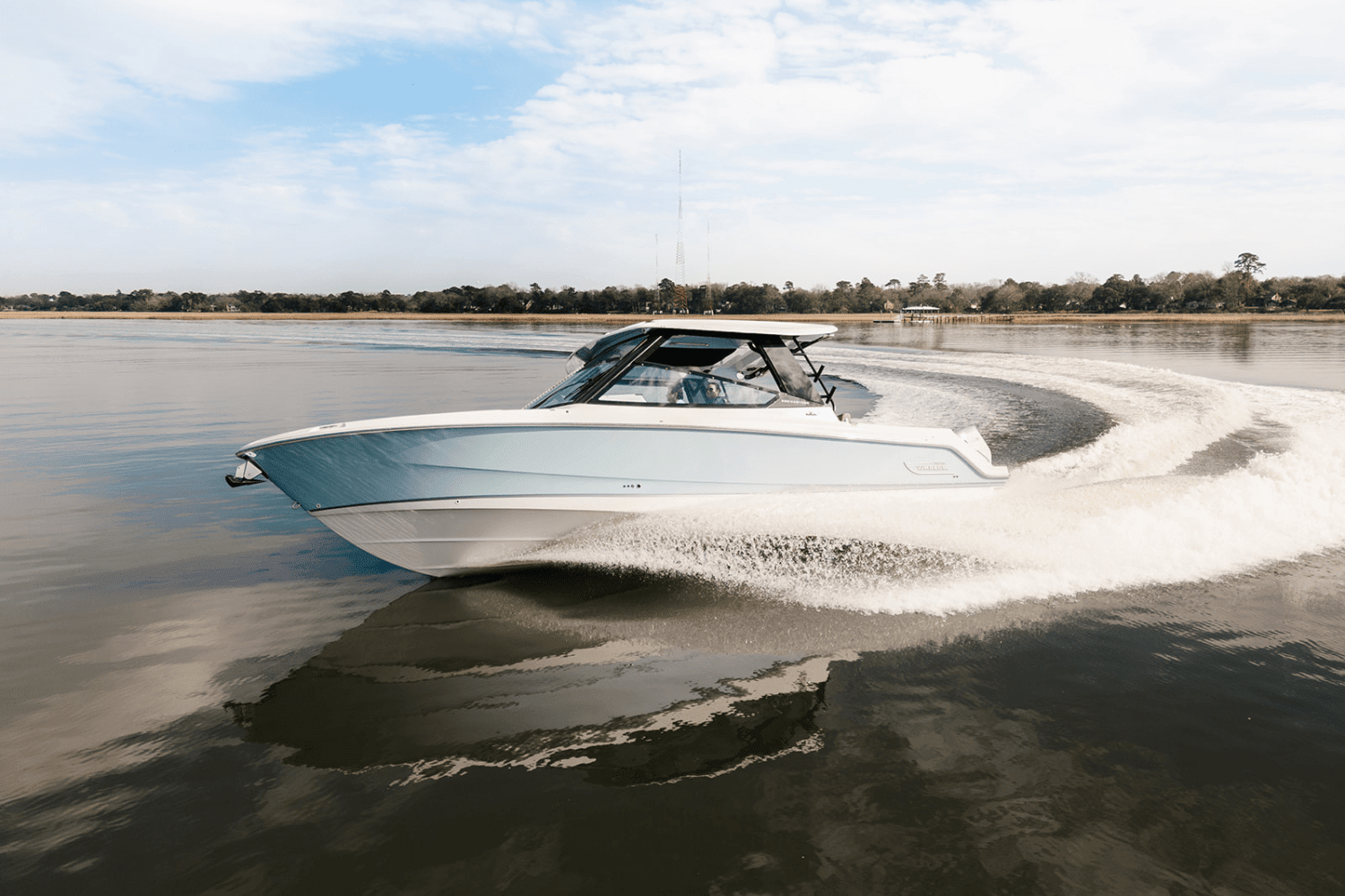 2025 Boston Whaler 330 Vantage Image Thumbnail #11