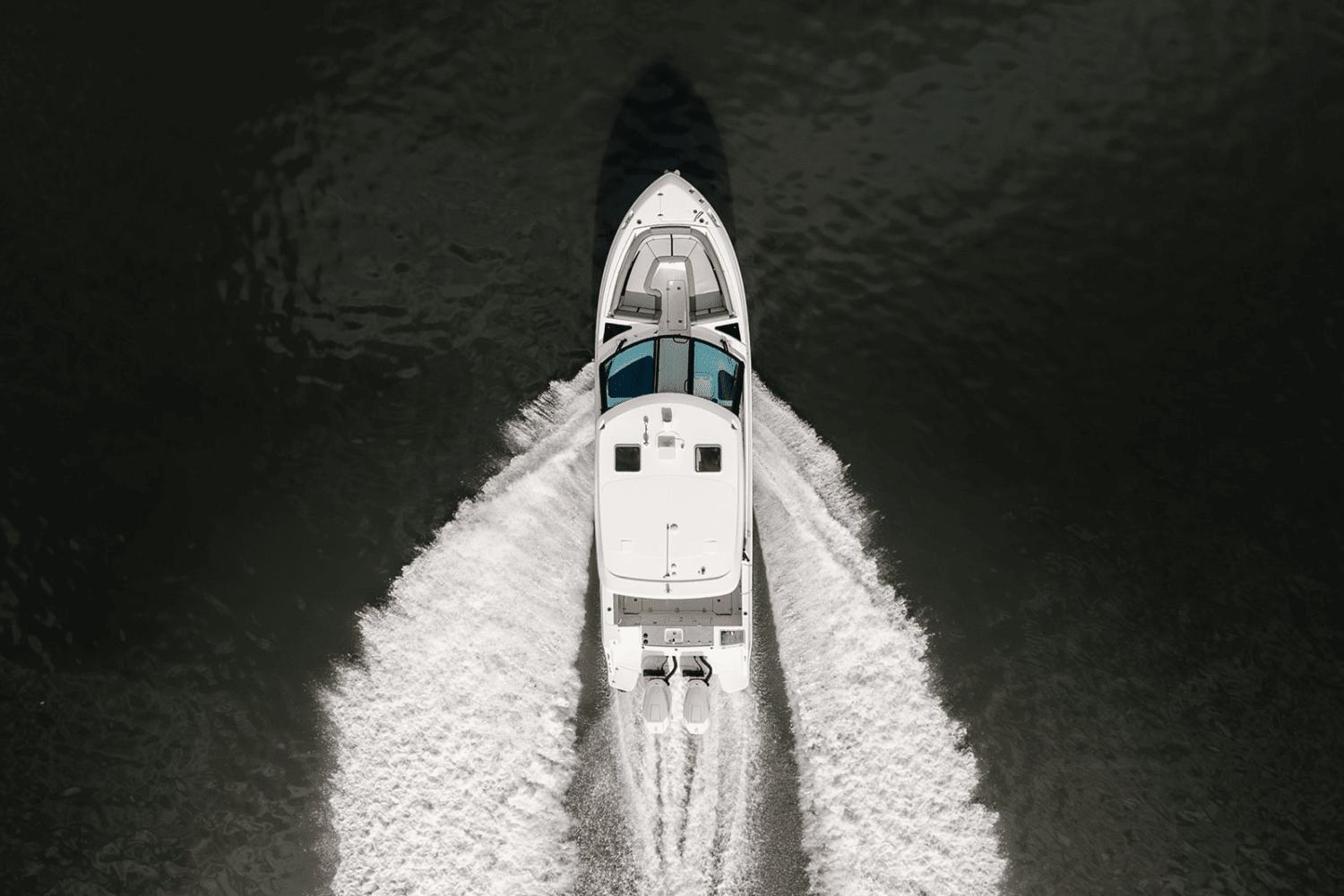2025 Boston Whaler 330 Vantage Image Thumbnail #12