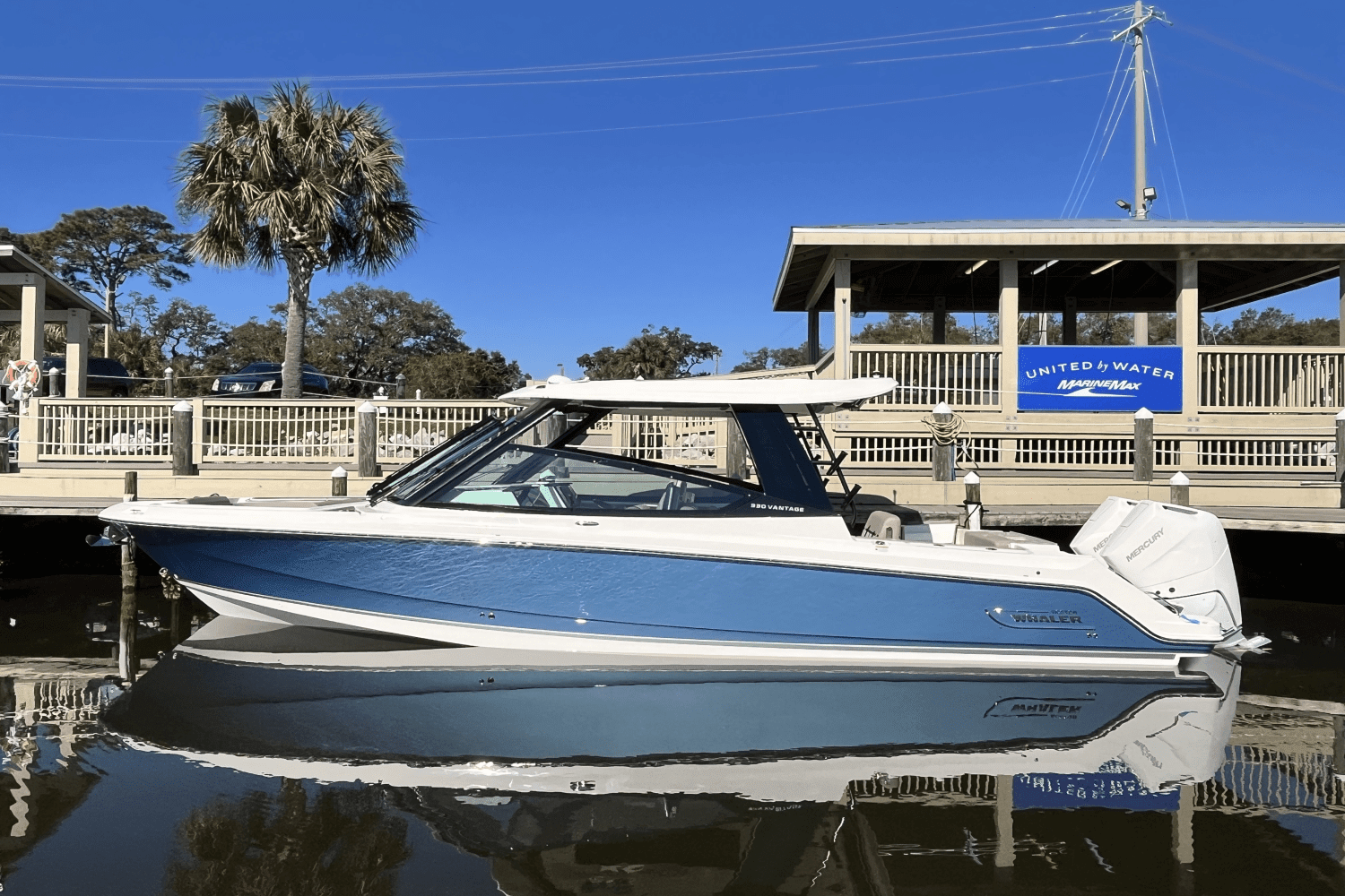 2025 Boston Whaler 330 Vantage Image Thumbnail #1
