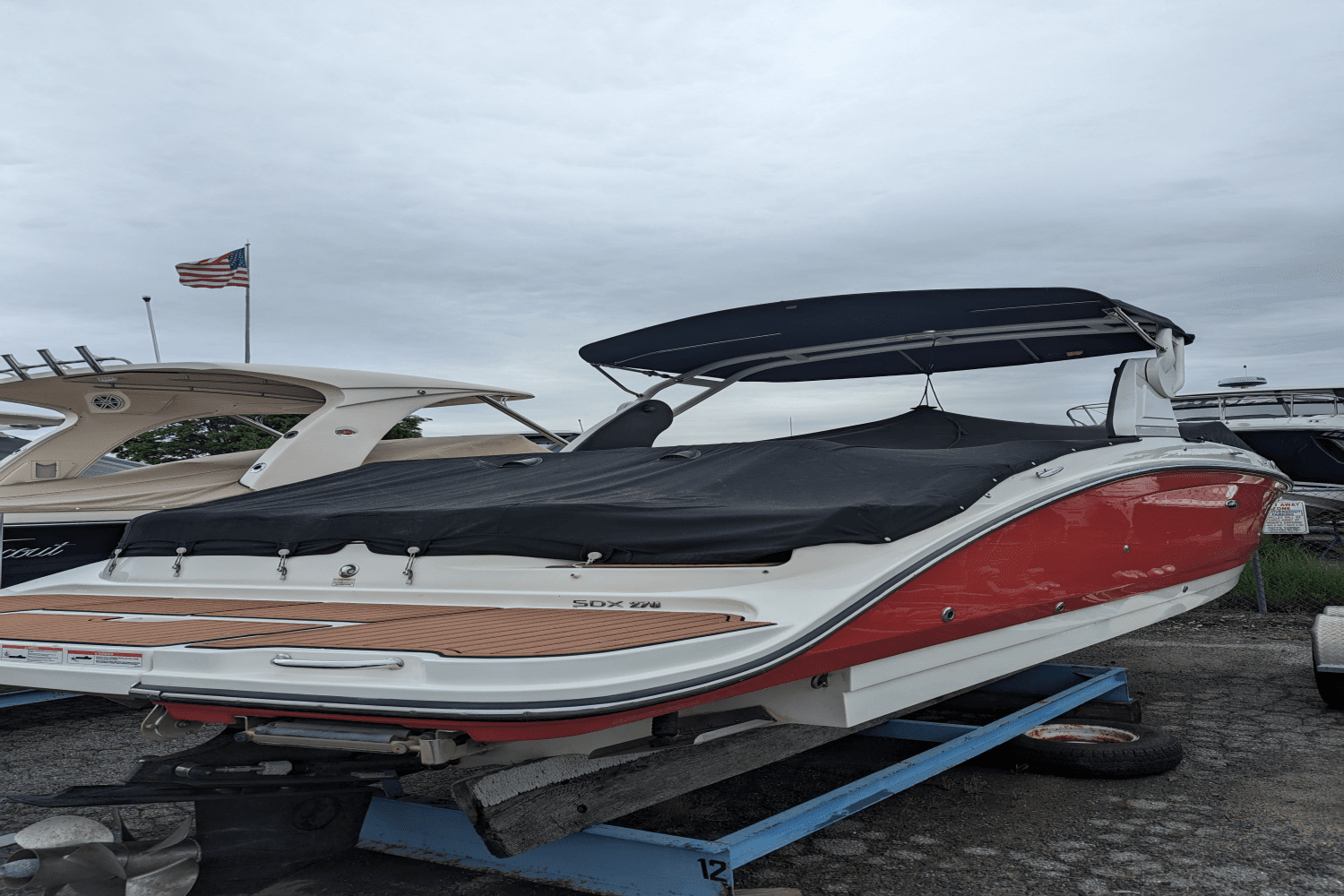 Thumbnail 3 for 2018 Sea Ray 270 SDX