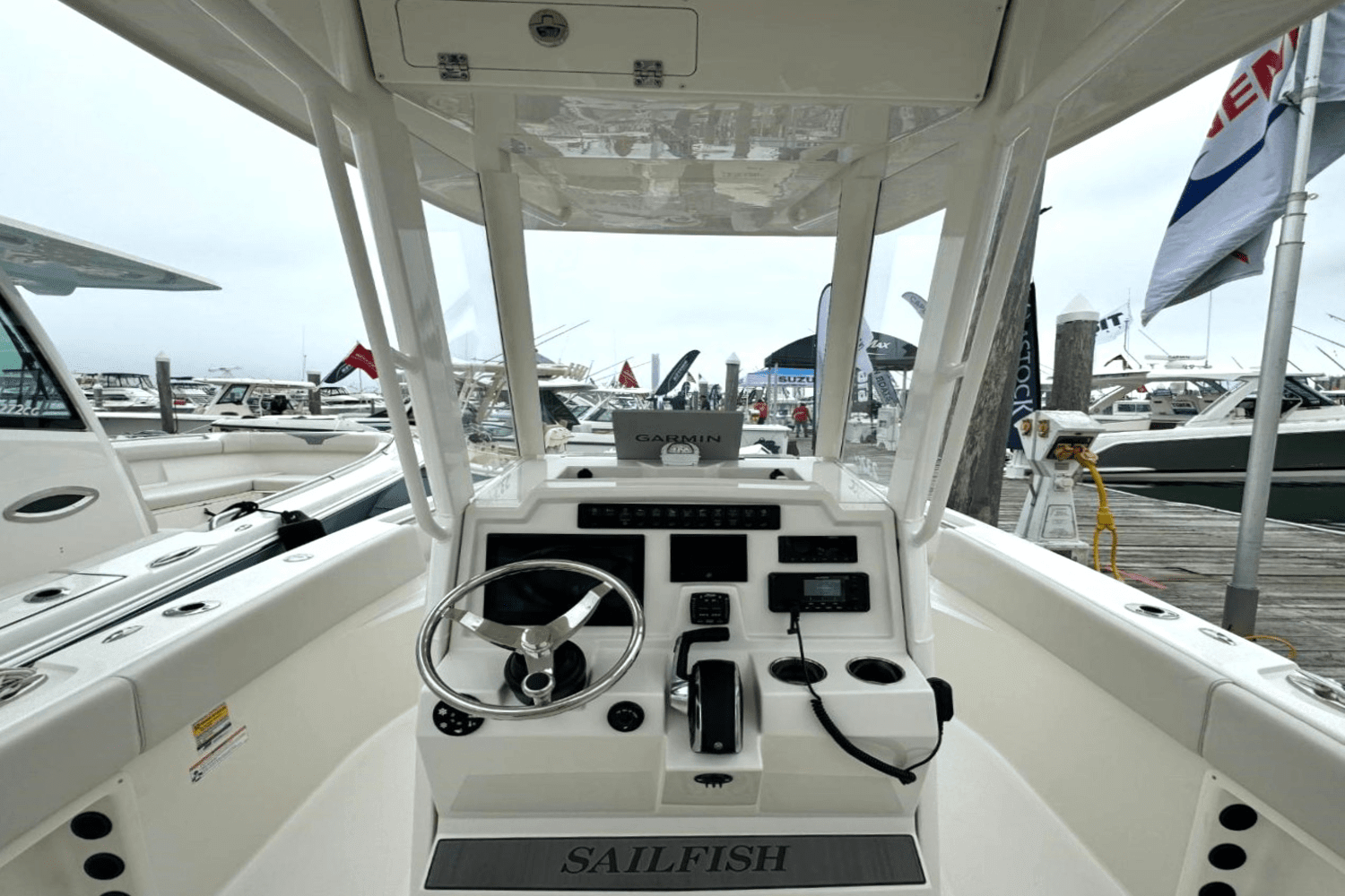 2025 Sailfish 232 CC Image Thumbnail #13