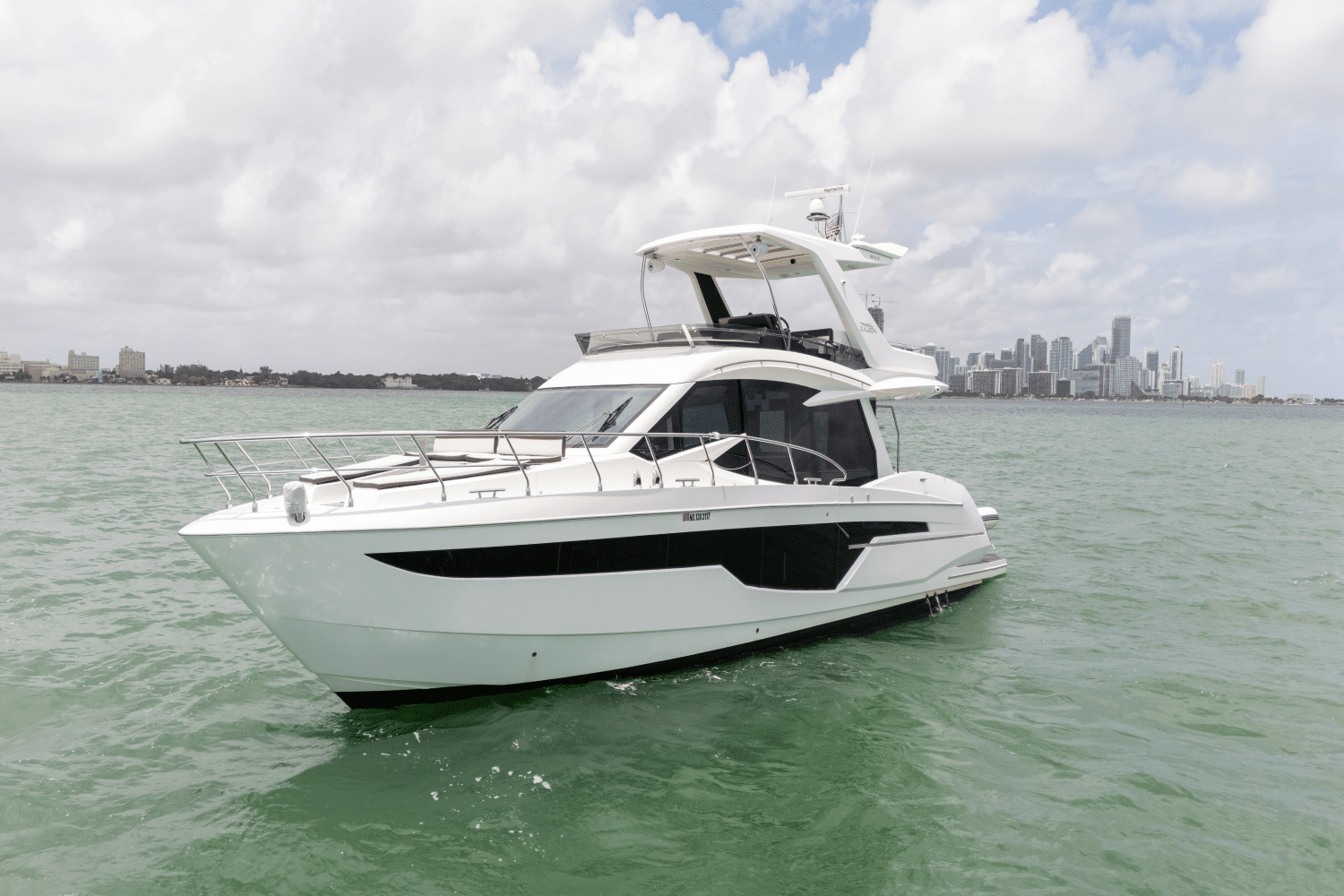 2020 Galeon 500 Fly Image Thumbnail #10